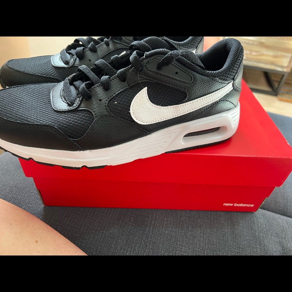 New nike air black sneakers.